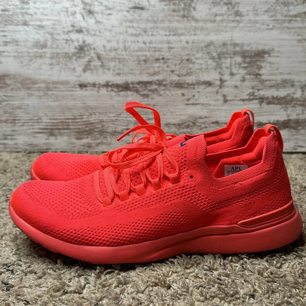 APL ATHLETIC PROPULSION LABS Techloom Breeze Impulse Red & Blue Haze size 11